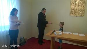 Obecní knihovna v Petřvaldě - knihovna, kde jste doma!