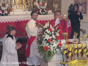 Farní kostel sv. Václava, svěcení praporu obce Starý Jičín