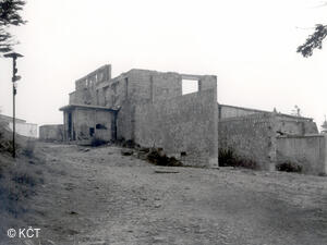 Bezručova chata po vyhoření v roce 1978