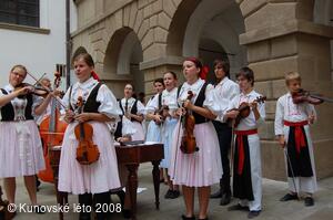 Mezinárodní dětský folklorní festival Kunovské léto