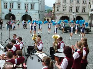 Dechový orchestr mladých a mažorekty