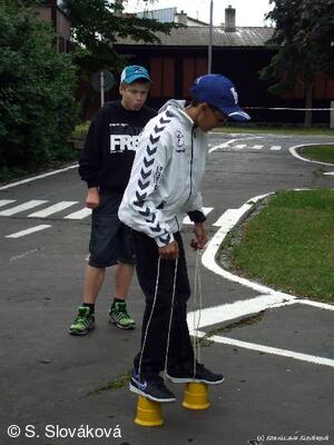 * Z DĚNÍ VE MĚSTĚ