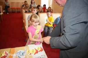 Obecní knihovna v Petřvaldě - knihovna, kde jste doma!