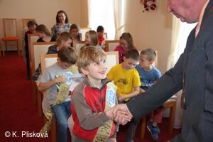 Obecní knihovna v Petřvaldě - knihovna, kde jste doma!