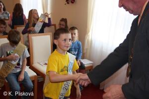 Obecní knihovna v Petřvaldě - knihovna, kde jste doma!